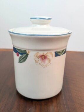 Citation Savannah Grove Vintage Floral Stoneware Medium Canister with Lid